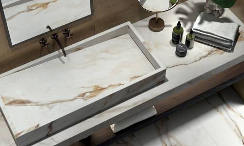 ANTIQUE WHITE