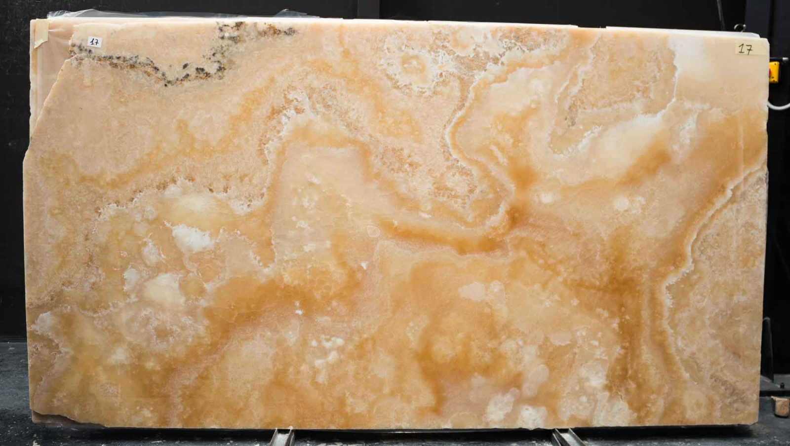 Honey Onyx